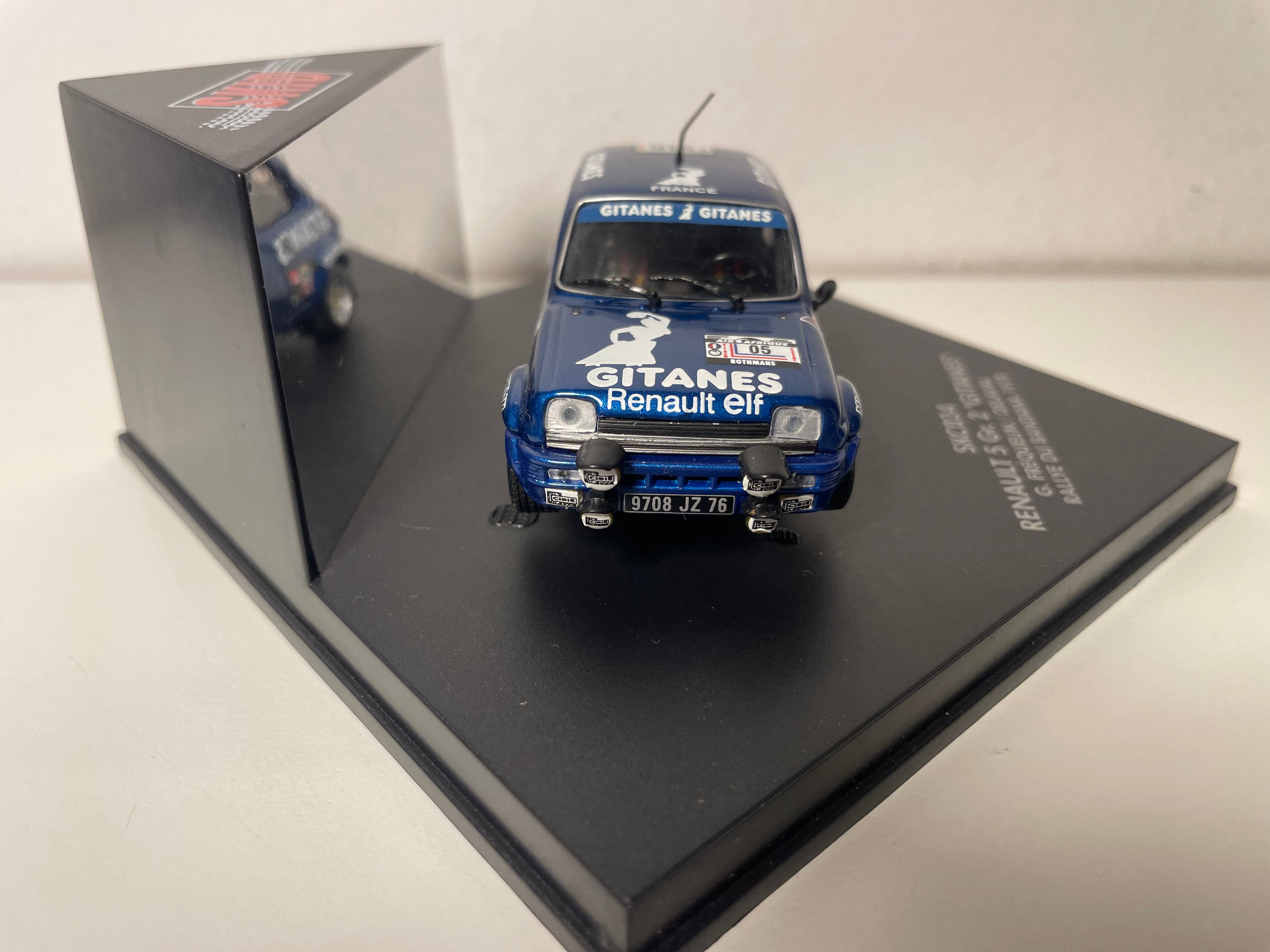 Renault 5 Gr. 2 "GITANES blauwe nummer 05 - Rallye du Bandama 1978 - VITESSE"