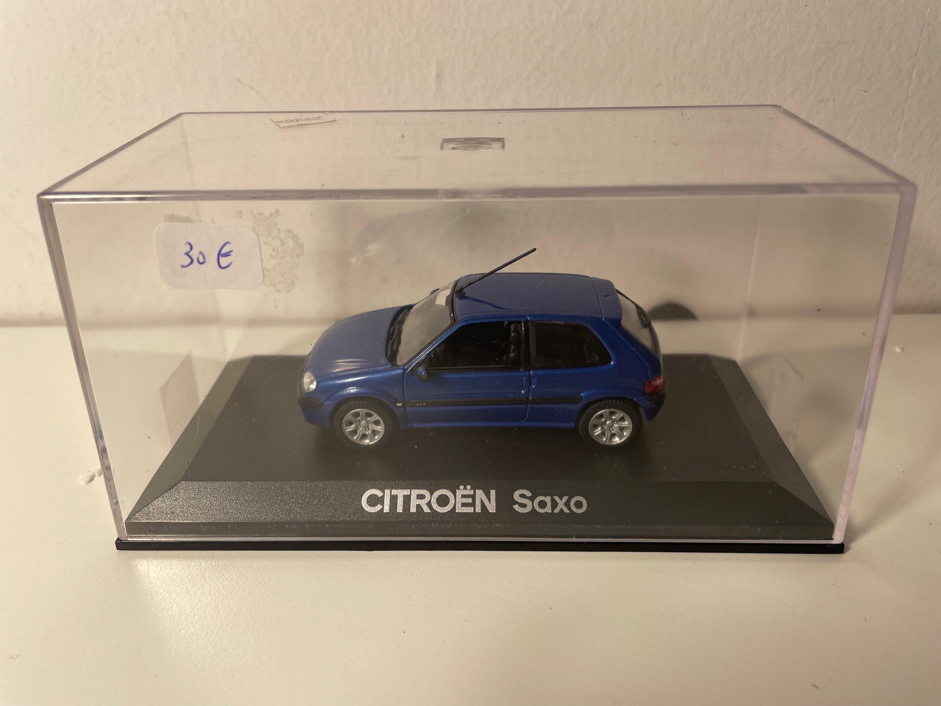 Citroën Saxo blann - NOREV