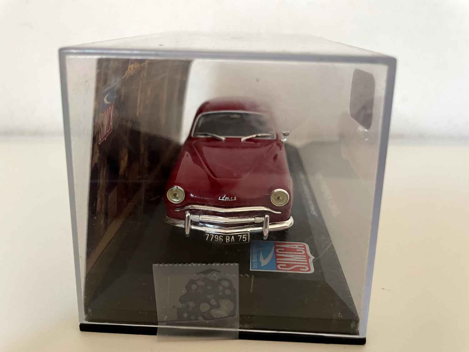 SIMCA 9 Sport Burdeos de 1953