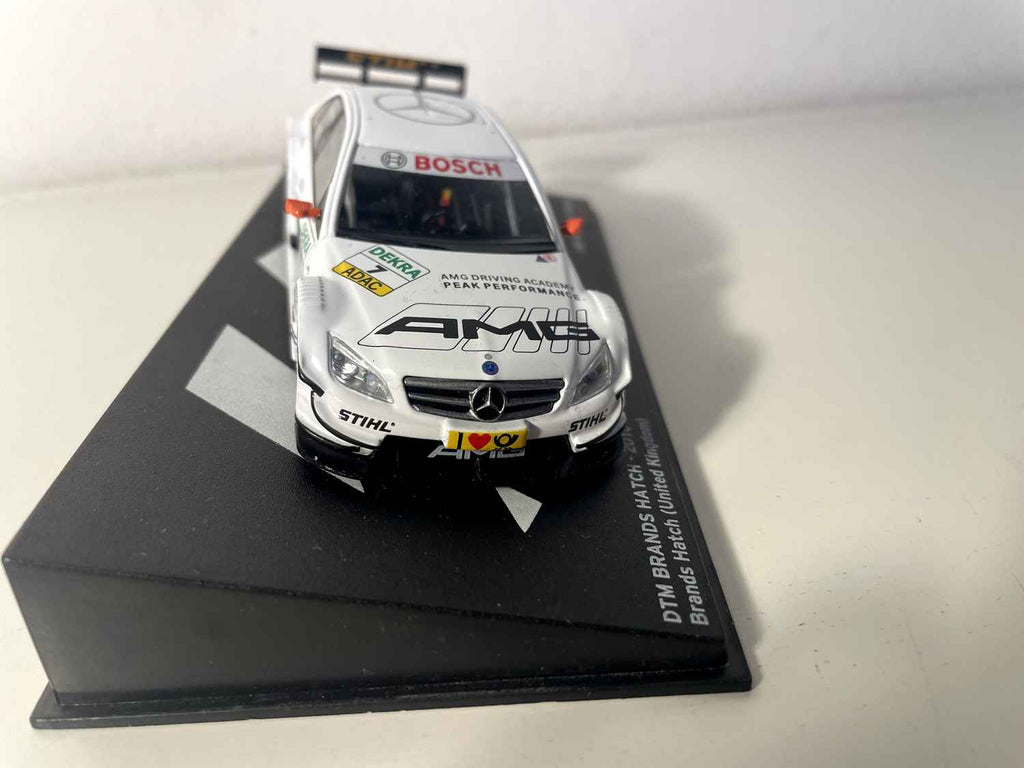 AMG Mercedes C-Klasse Witte Nummer 7 - DTM BRANDS HATCH 2010 (Verenigd Koninkrijk)