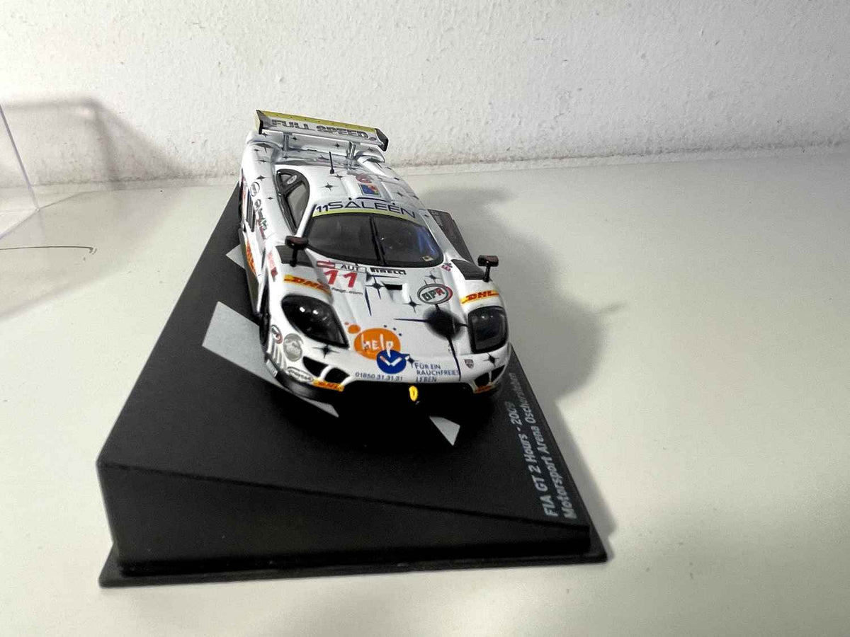 Saleen S7 branca número 11 - FIA GT 2 horas de 2009 - Motorsport Arena Oschersleben