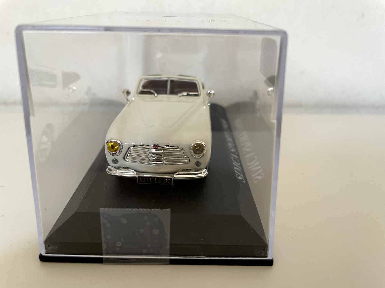 SIMCA Sport en color blanco roto de 1949