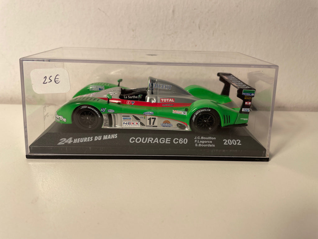 Groen-grijze Courage C60 nummer 17 (24 uur van Le Mans 2002)