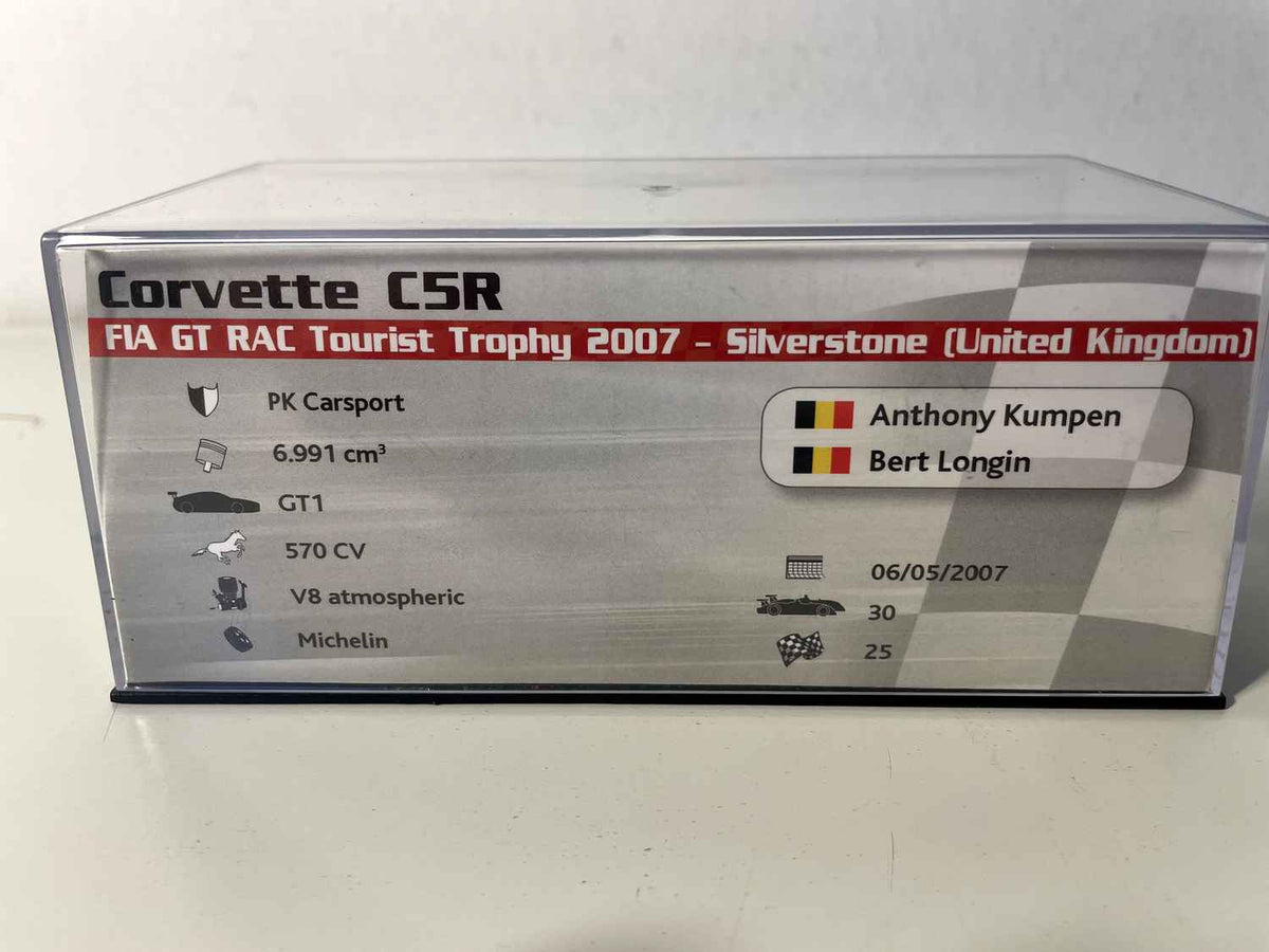 Corvette C5R Preta, Verde e Branca Número 4 - FIA GT RAC Tourist Trophy 2007 (Silverstone)