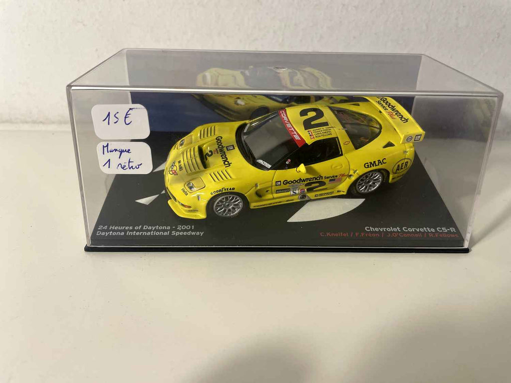 Chevrolet Corvette C5-R żółta numer 2 - 24 godziny Daytona z 2001 roku (Daytona International Speedway)