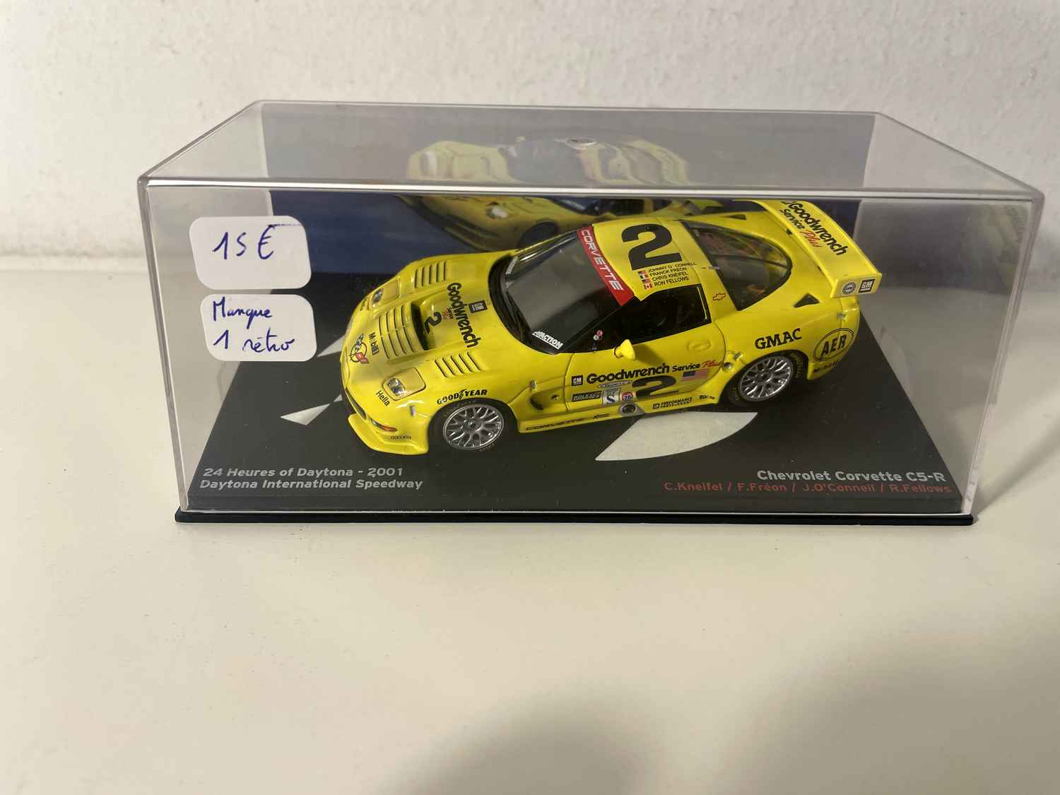 Chevrolet Corvette C5-R żółta numer 2 - 24 godziny Daytona z 2001 roku (Daytona International Speedway)