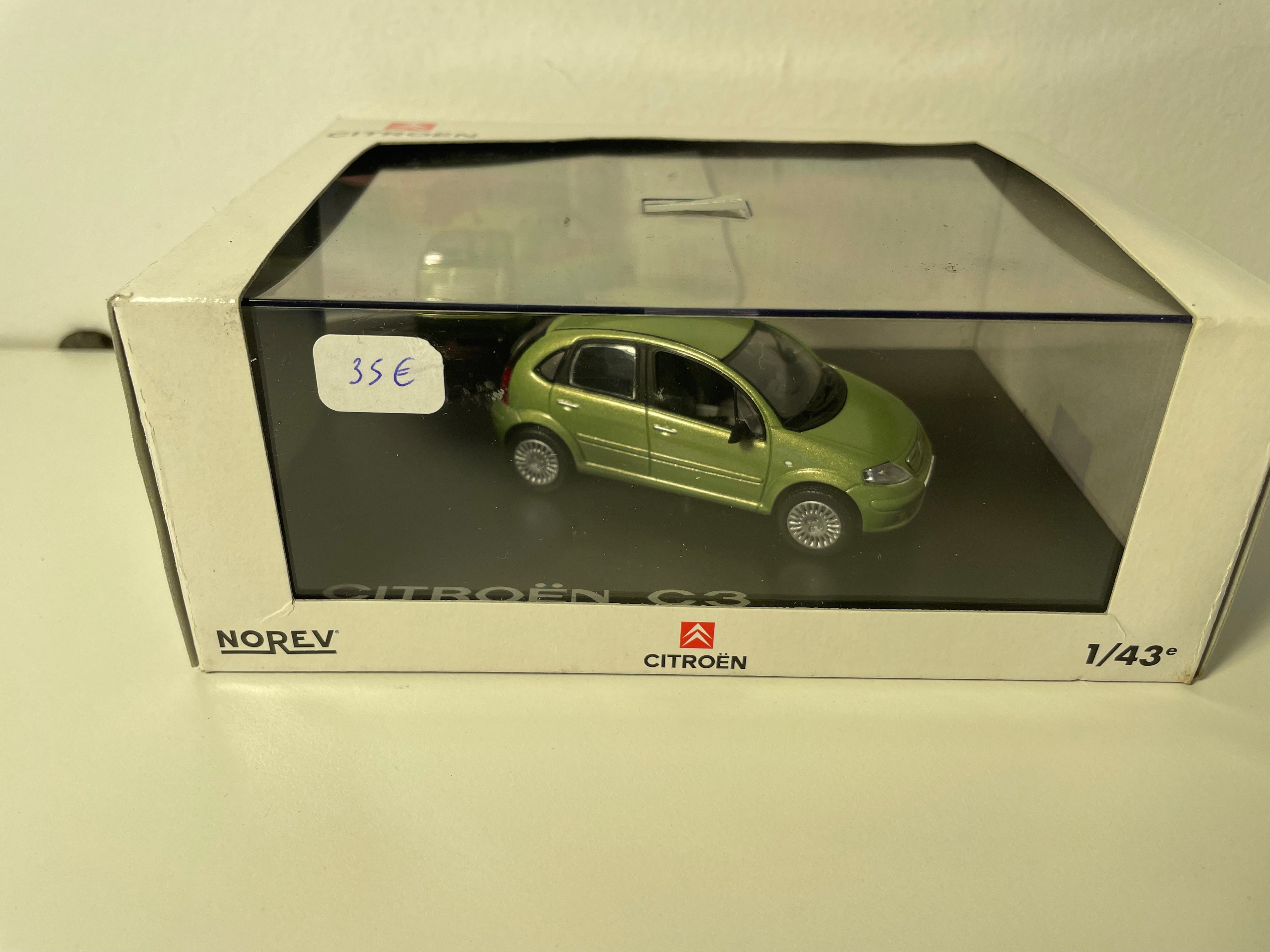 Citroën C3 zielona - NOREV (pudełko prostokątne)