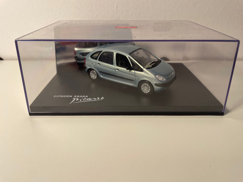 Citroën Xsara Picasso niebieska - NOREV (zestaw w prostokątnej skrzynce)