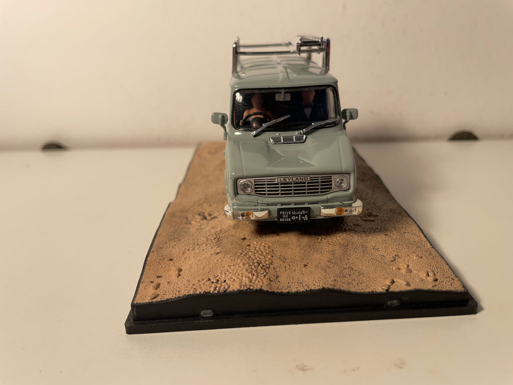 Furgone Leyland Sherpa grigio - JAMES BOND - L'ESPION QUI M'AIMAIT (La spia che mi amava)
