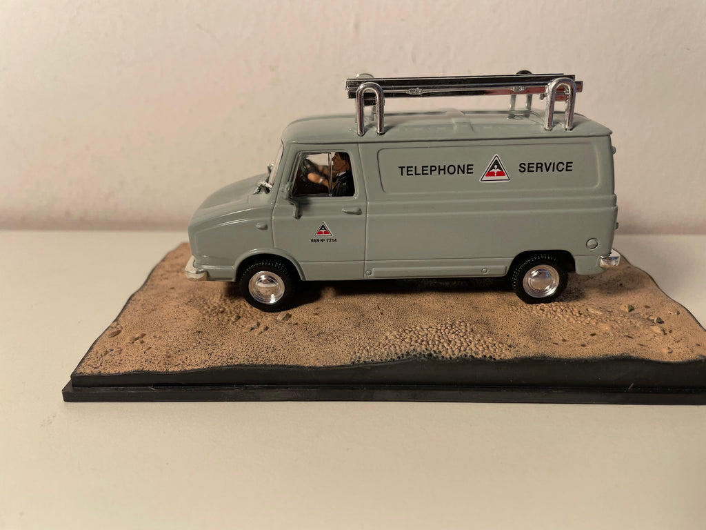 Furgone Leyland Sherpa grigio - JAMES BOND - L'ESPION QUI M'AIMAIT (La spia che mi amava)