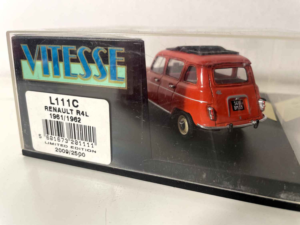 Renault 4L color arancione del 1961/1962 - Vitesse riferimento L111C (scatola quadrata)