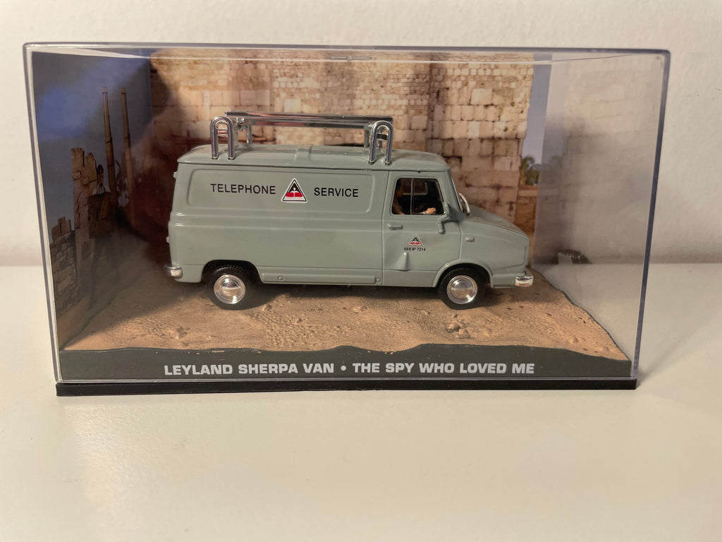 Furgone Leyland Sherpa grigio - JAMES BOND - L'ESPION QUI M'AIMAIT (La spia che mi amava)