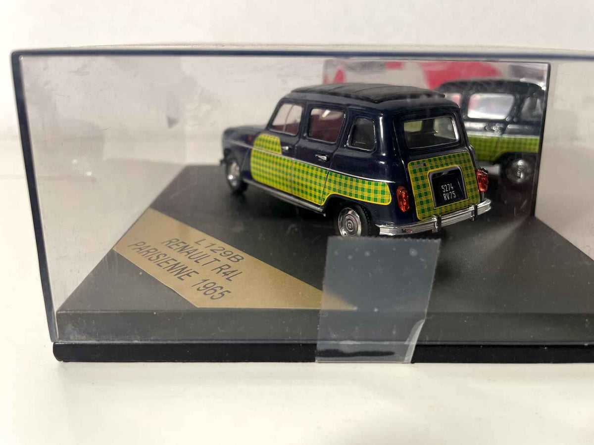 Renault 4L Parisienne azul oscura con cuadros verdes y amarillos de 1965 - Referencia Vitesse L129B (caja cuadrada)