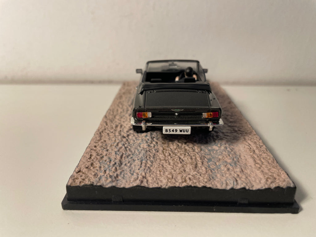Aston Martin V8 Vantage cabriolet noire - JAMES BOND - TUER N'EST PAS JOUER (The living daylichts)