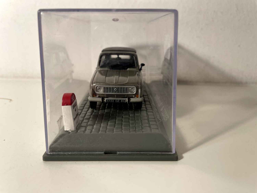Renault 4L "Heuliez" gëllen aus dem Joer 1981