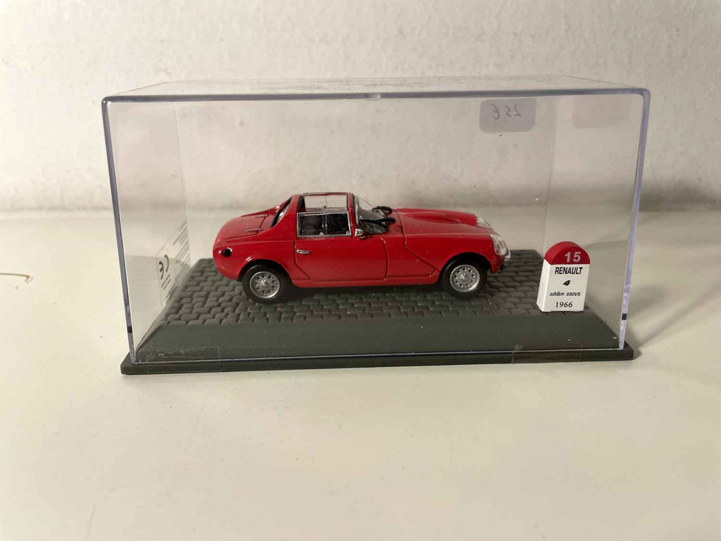 Renault 4 Sovam 850VS rout vun 1966