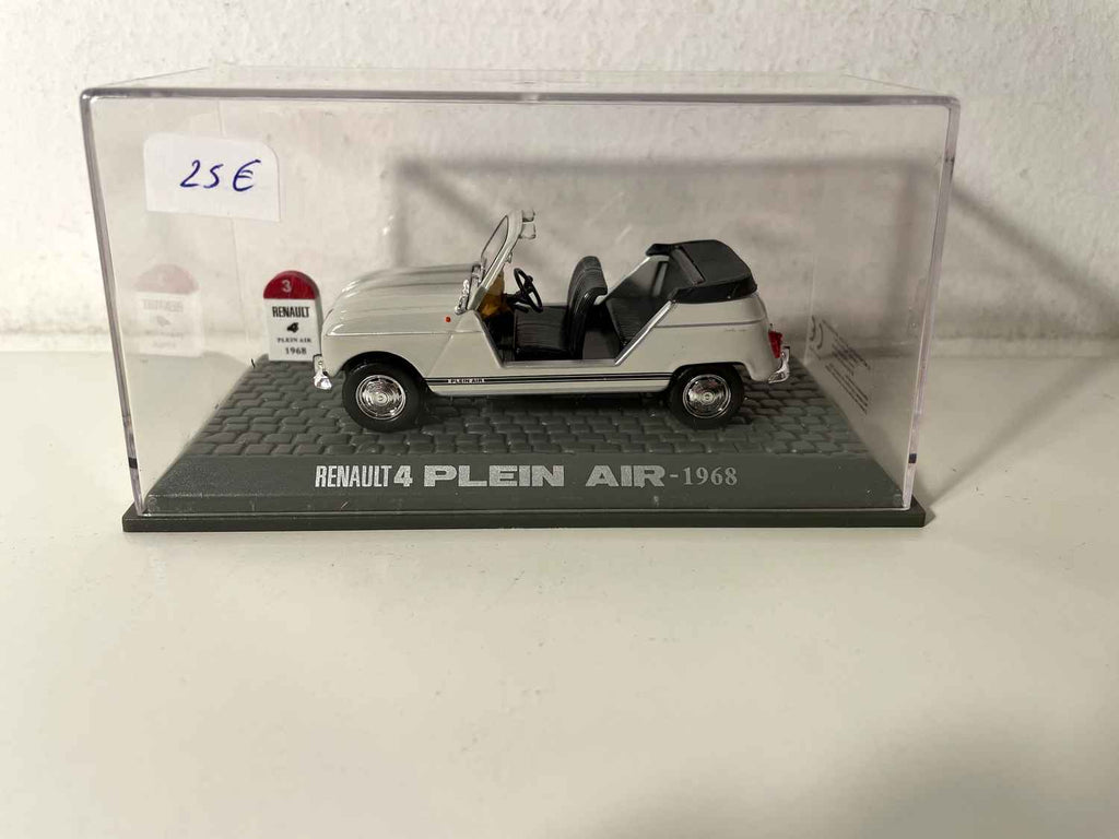1968 grijze Renault 4 openlucht