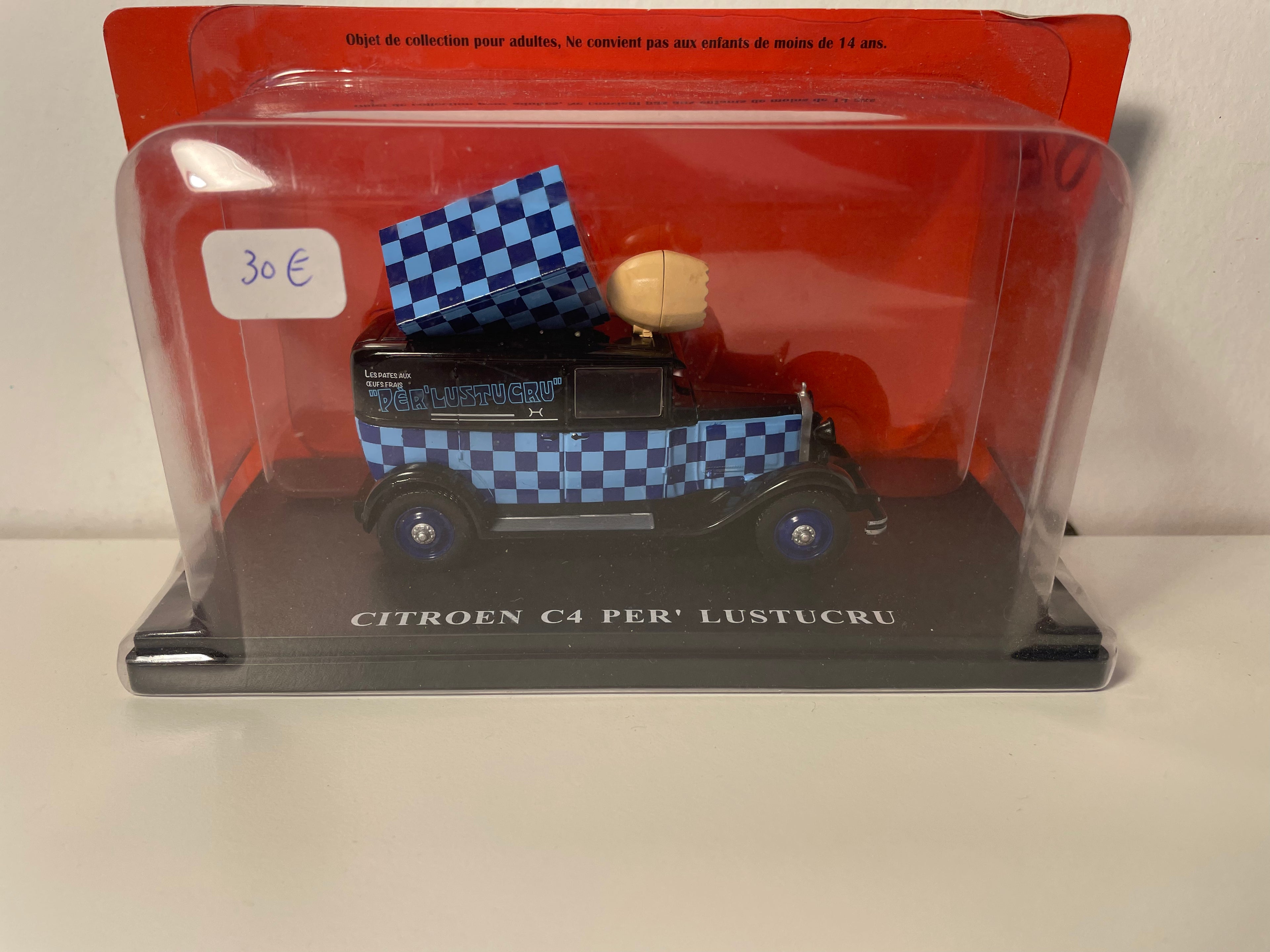 Citroën C4 blue and black with PER' LUSTUCRU pasta advertising