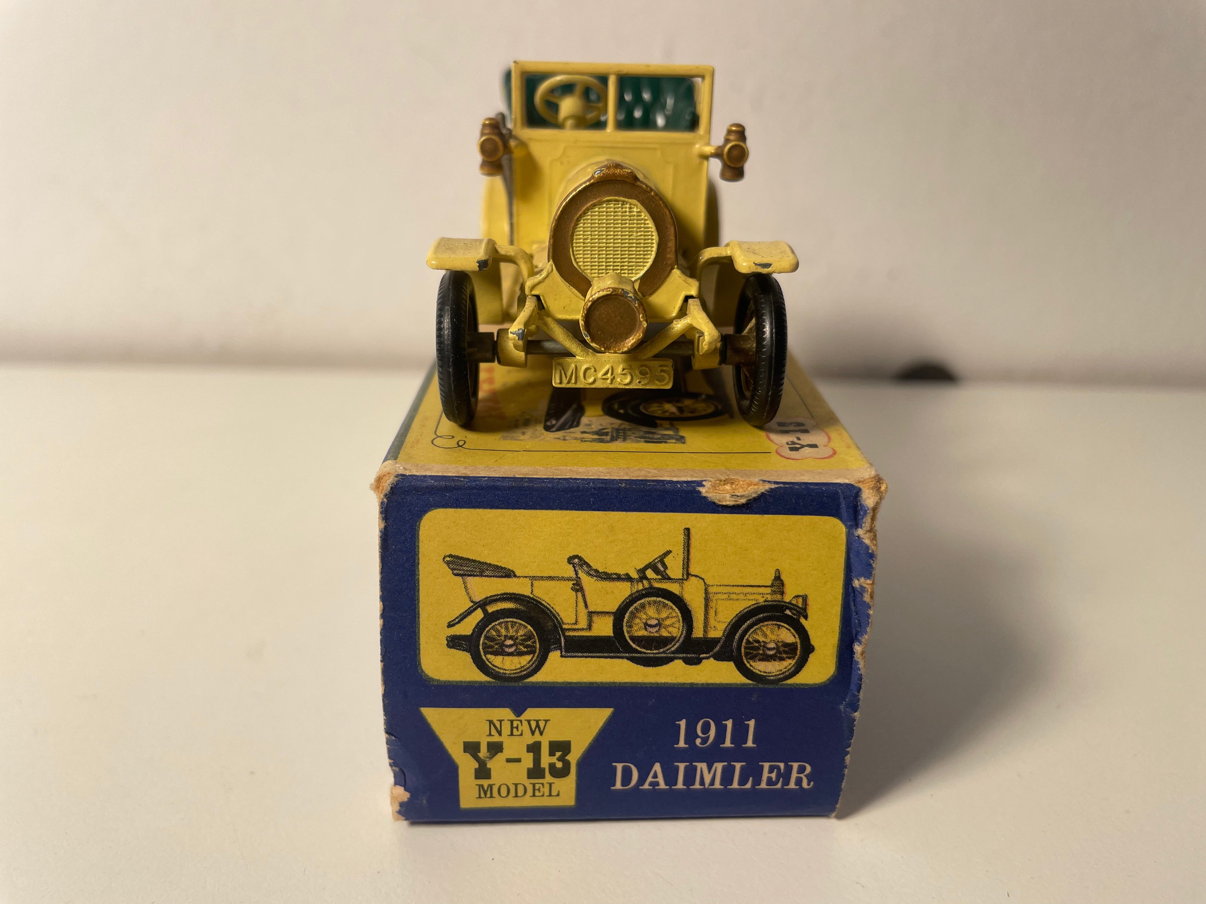 Daimler Spyker jaune de 1904 - MATCHBOX référence Y-13 (fabrication en Angleterre)