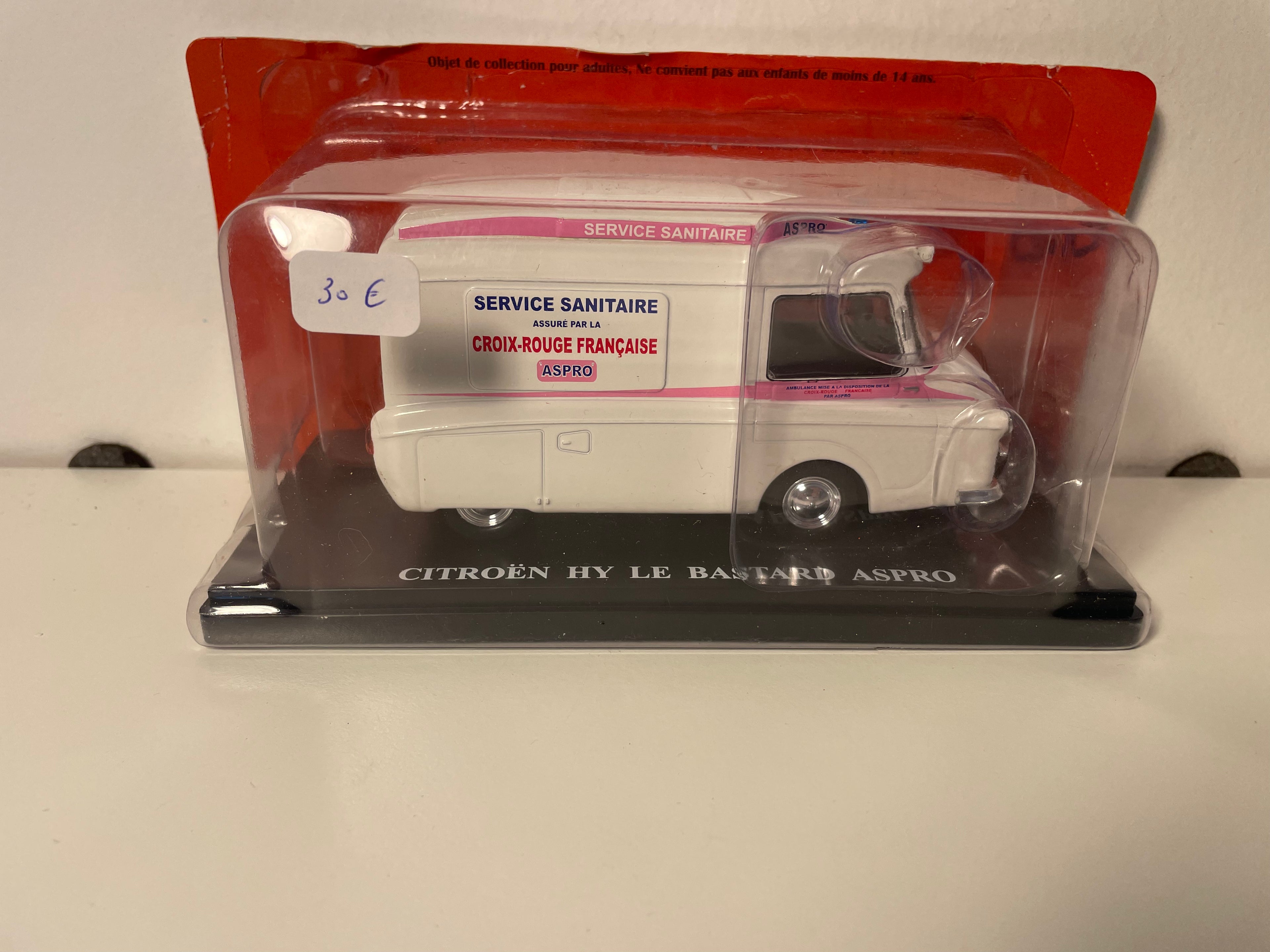 Citroën HY white and pink Le Bastard of the FRENCH RED CROSS with ASPRO advertising