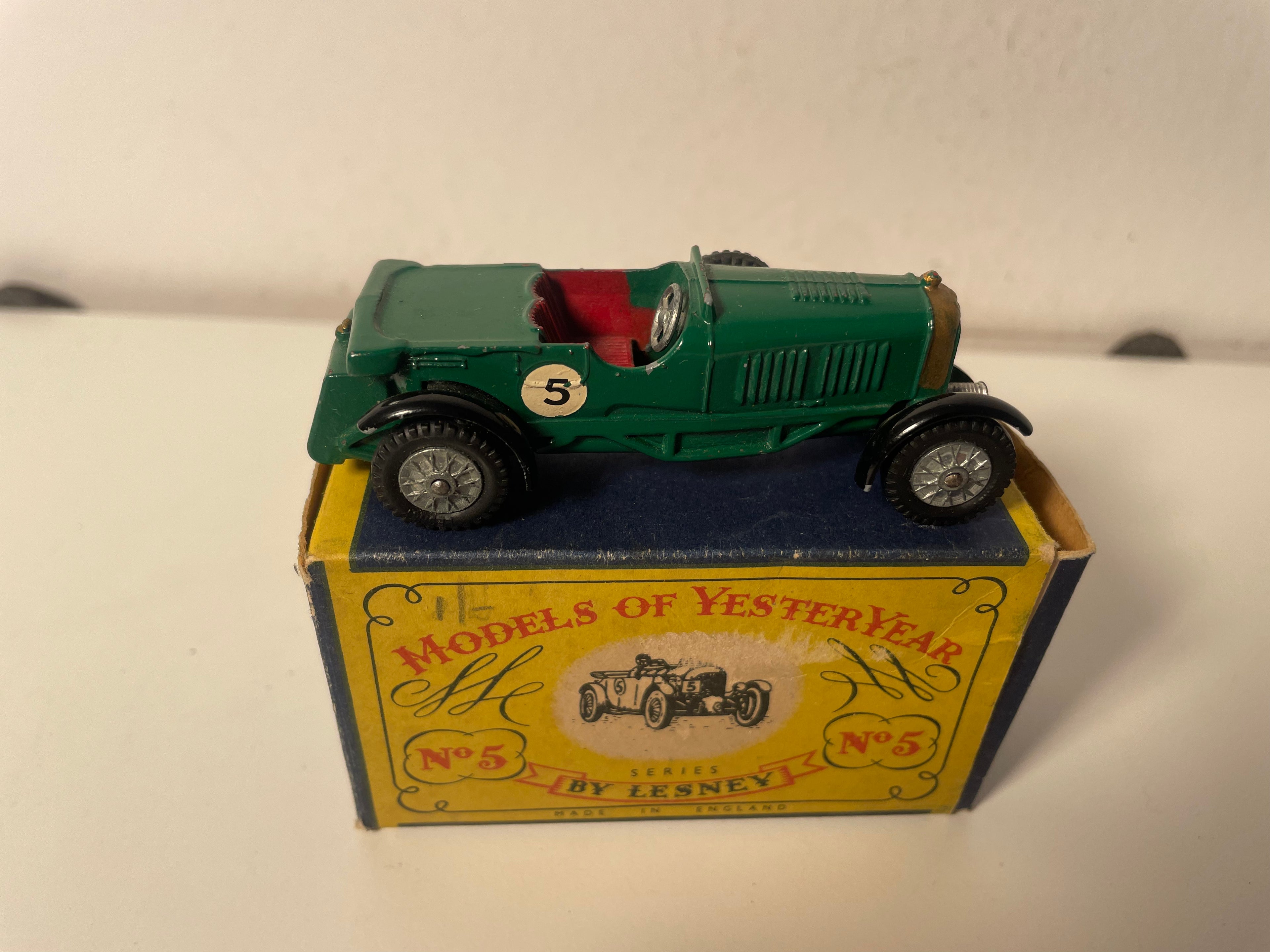 Bentley 4-1/2 litros verde de 1929 - MATCHBOX referência N°5 (fabricado na Inglaterra)