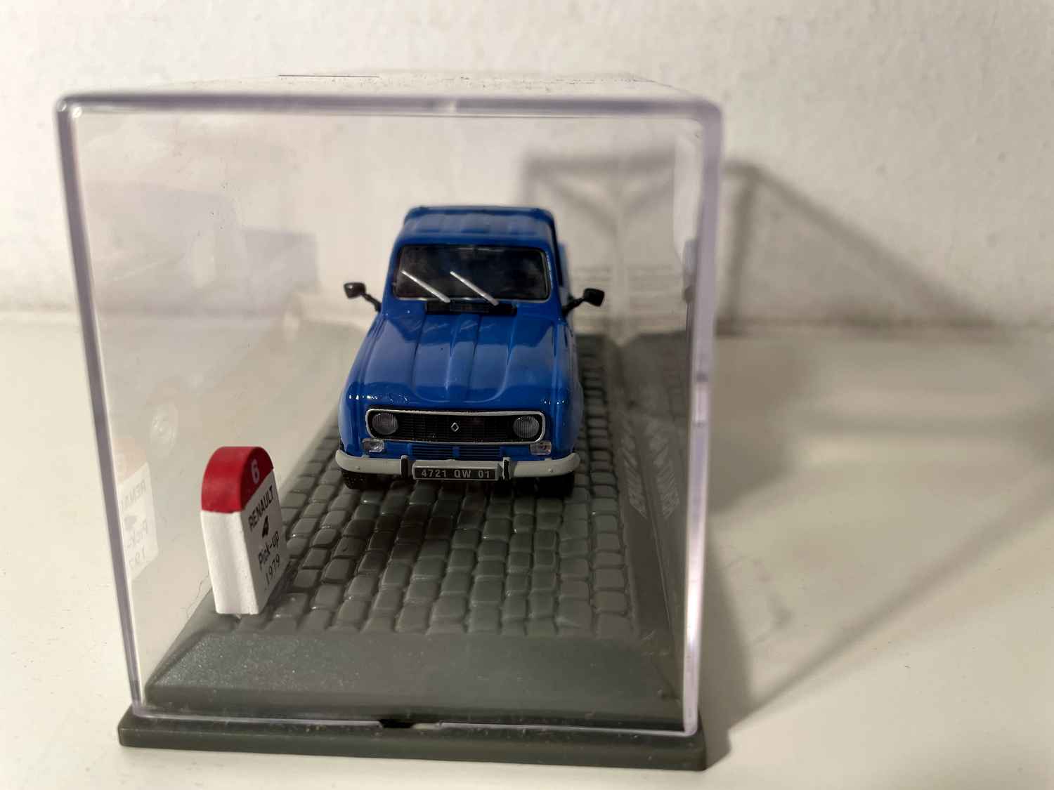 Renault 4 pick-up blu del 1979