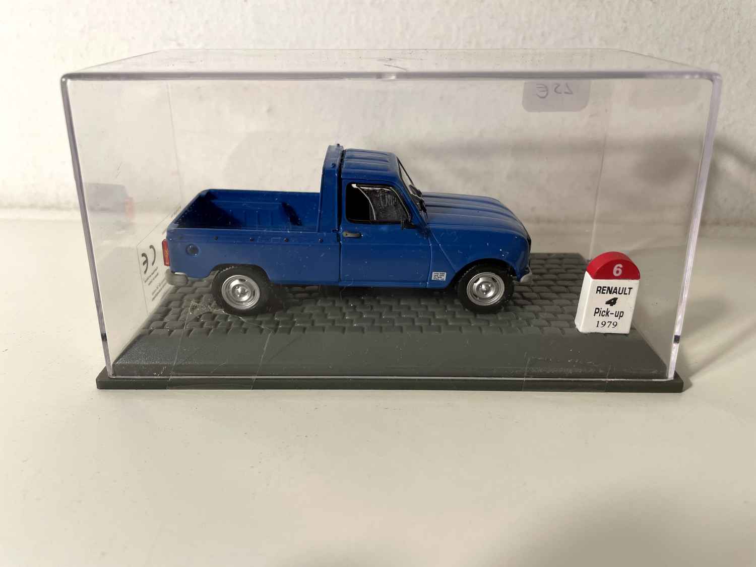 Renault 4 pick-up blu del 1979