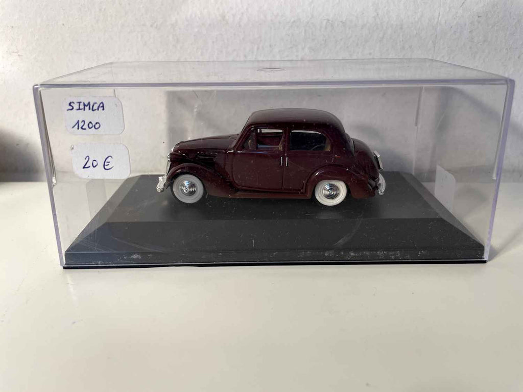 Simca 1200 Bordeaux (plexidoos)