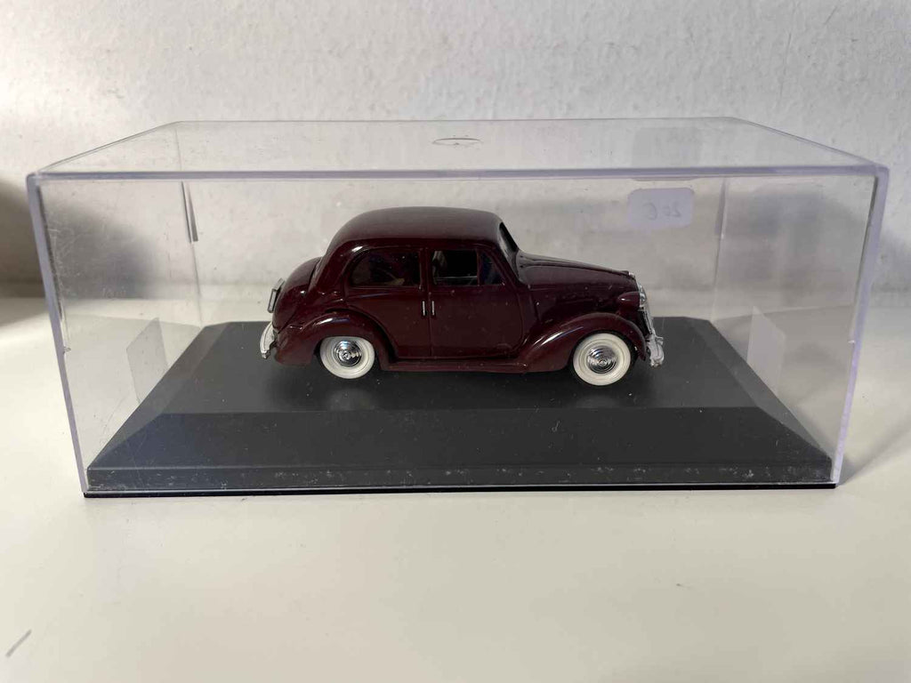Simca 1200 Bordeaux (plexidoos)