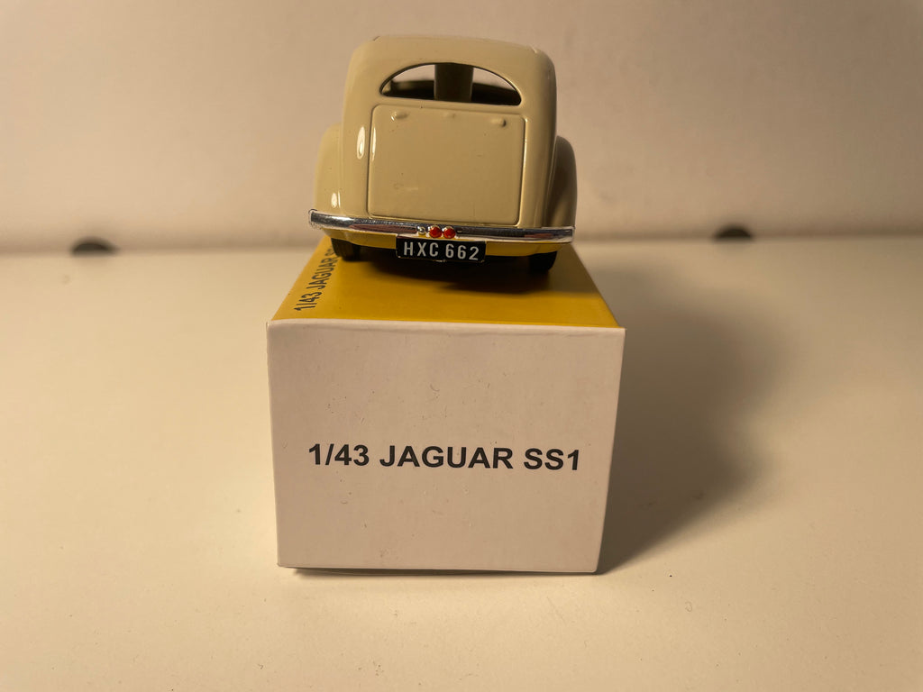 Jaguar SS1 beige -GFCC Toys