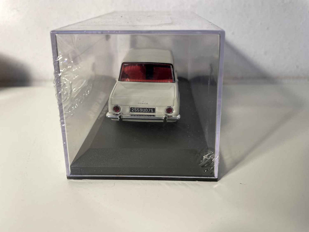 SIMCA 1300 GL blanco roto