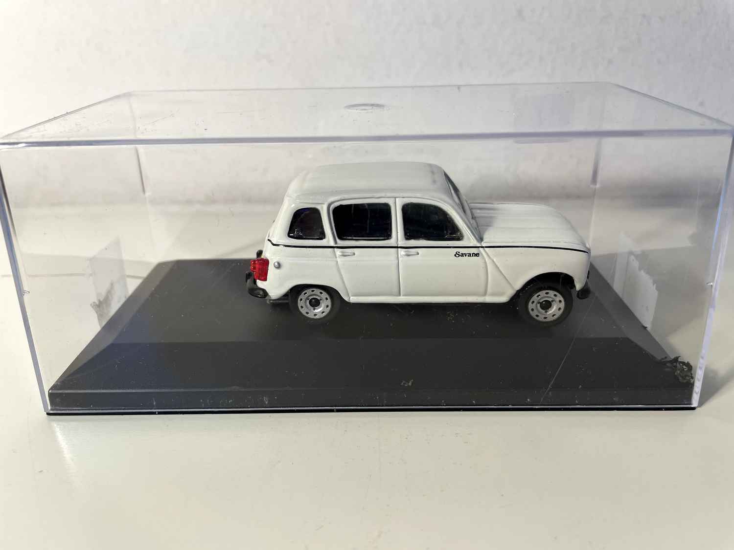Renault 4L Savane Wit