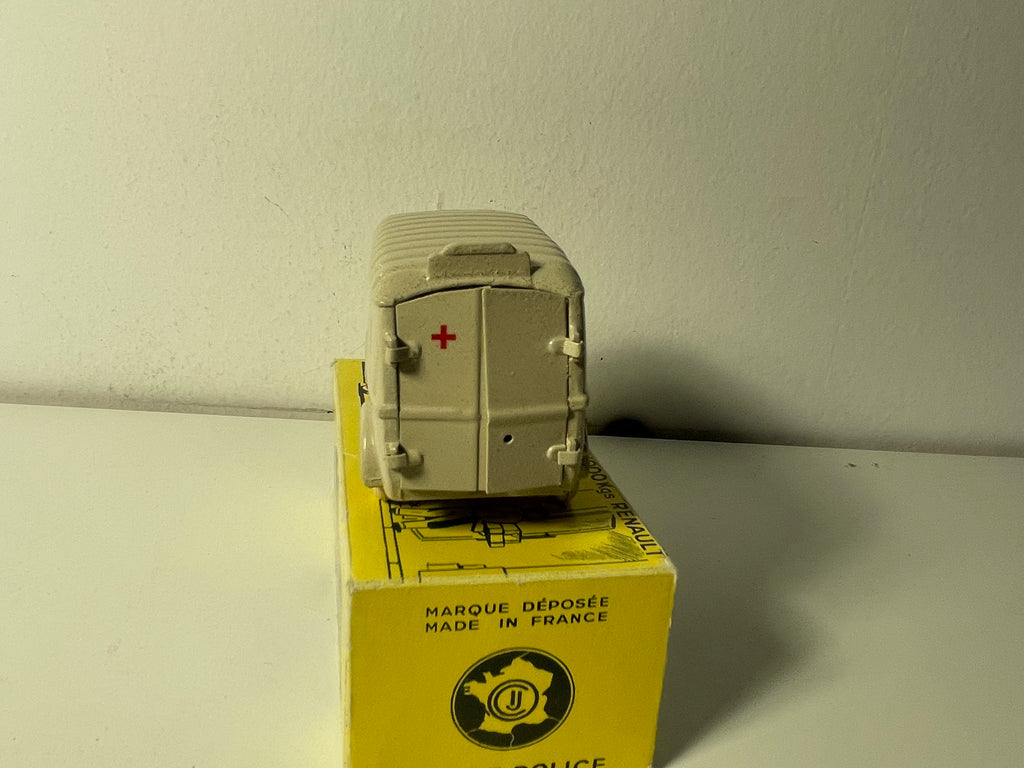 Renault 1000 Kg beżowy (Karetka miejska) - kolekcja CIJ (Compagnie Industrielle du Jouet)
