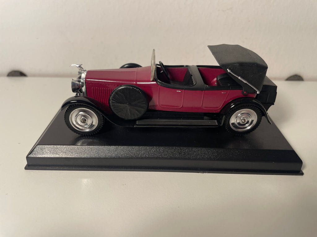 Hispano-Suiza Torpédo H6 B Victoria fioletowo-bordowy z 1926 roku