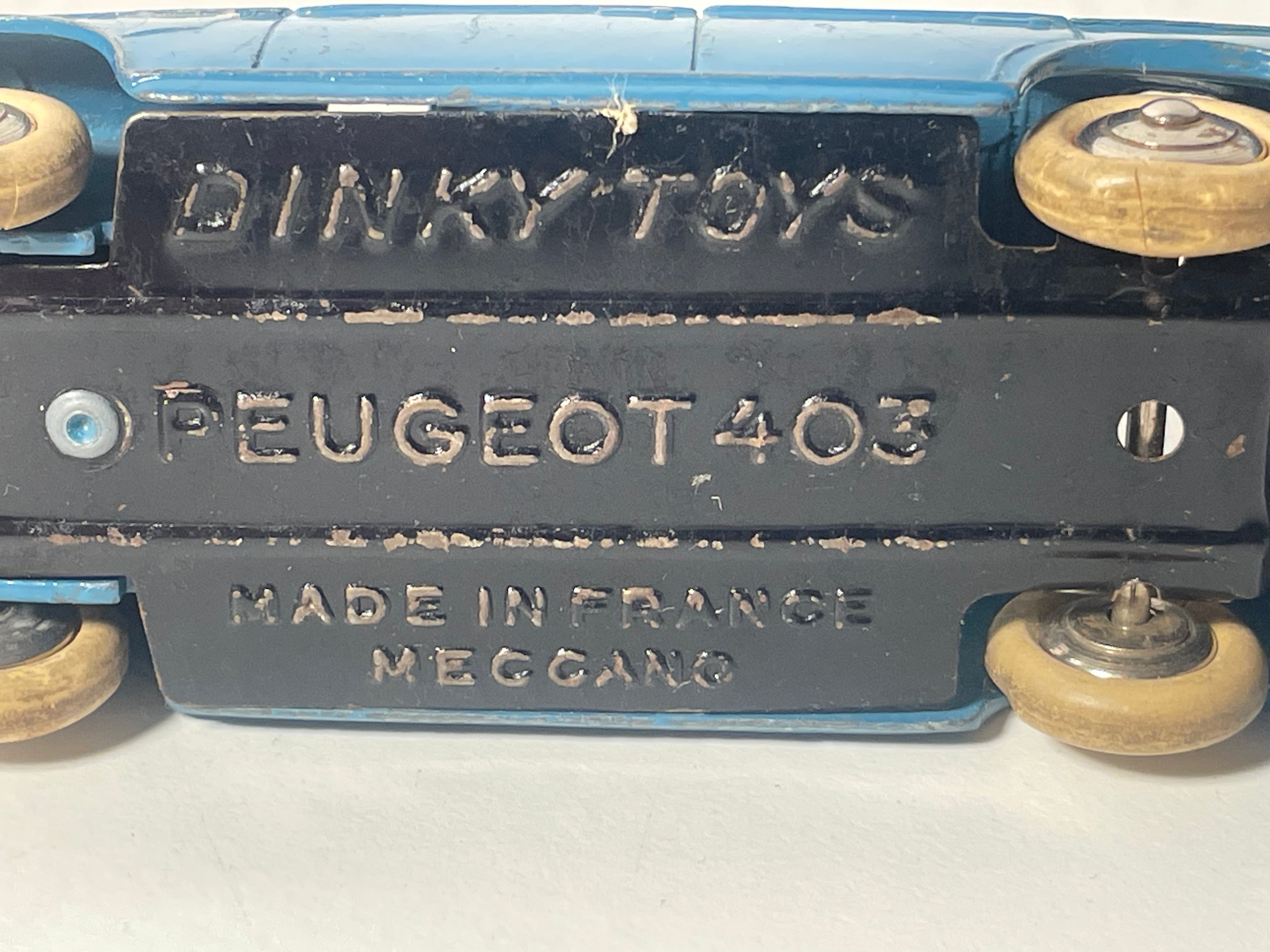 Peugeot Berline 403 azul - DINKY-TOYS / MECCANO (fabricação francesa)