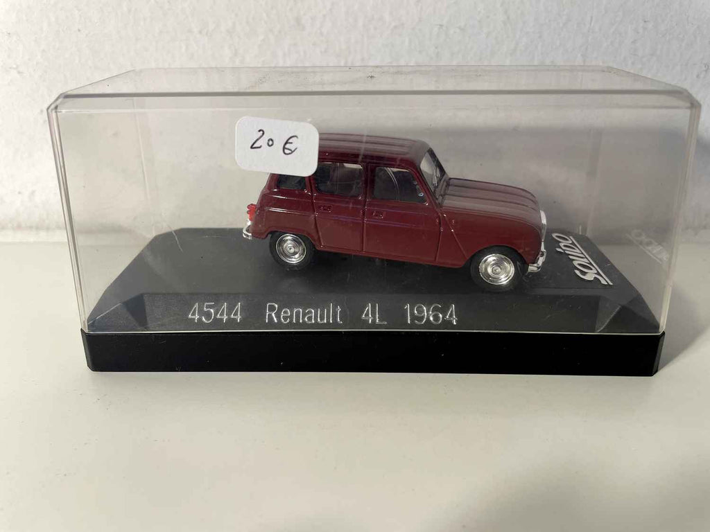 Renault 4L marron de 1964 - Solido référence 4544