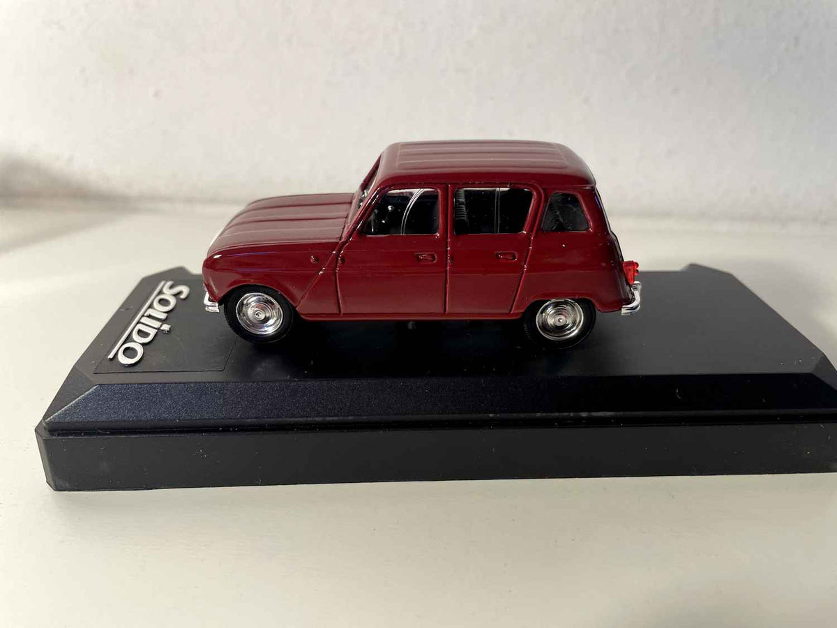 Renault 4L marron de 1964 - Solido référence 4544