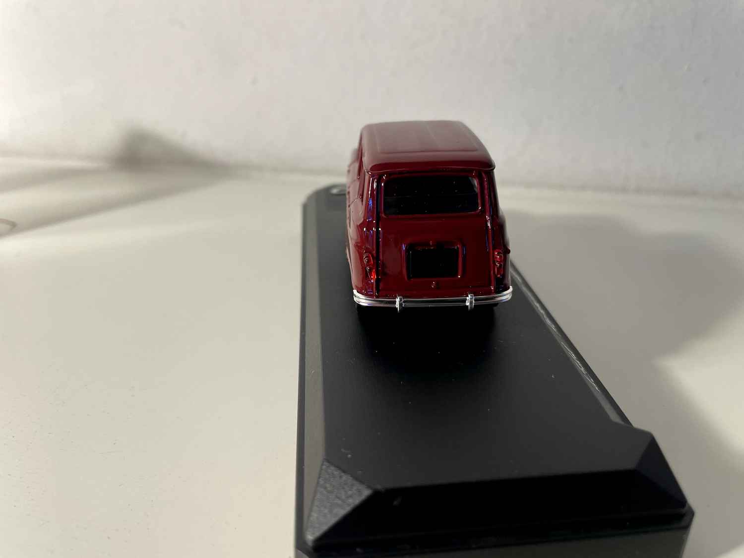 Renault 4L marron de 1964 - Solido référence 4544