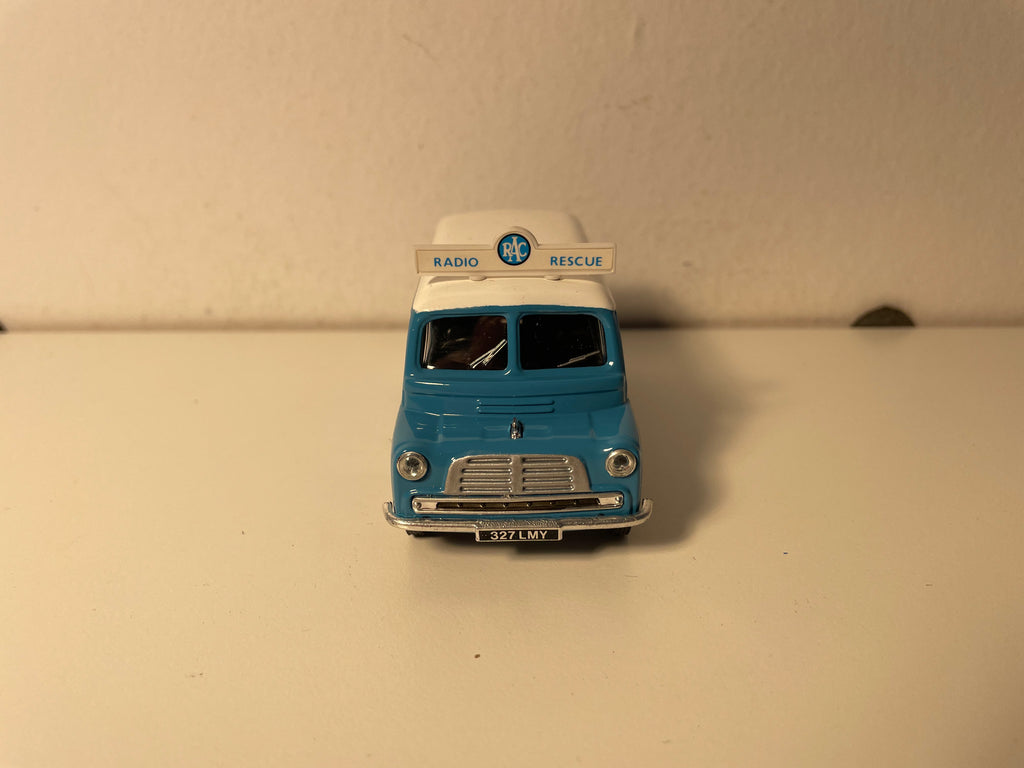 Furgone Morris J Van blu e tetto bianco "Radio Rescue - Royal Automobile Club - CORGI riferimento 96892"