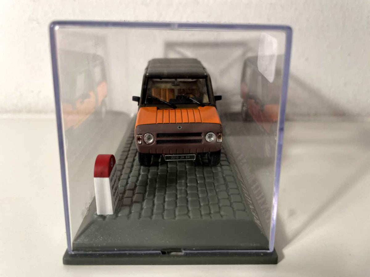 Renault Rodéo 5 4 Saisone orange a brong vun 1982 (deelweis)