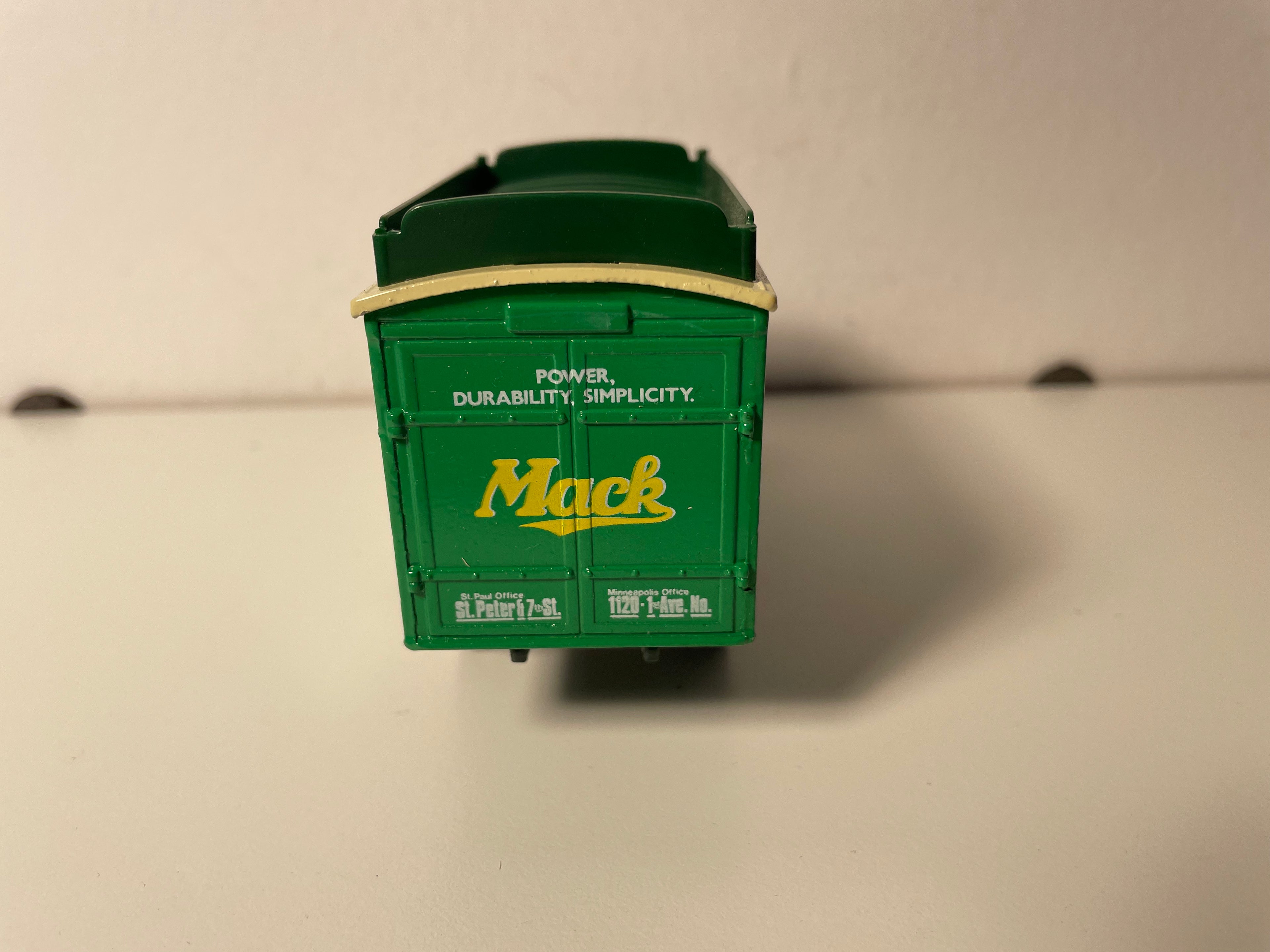 Grüner Mack Truck - CORGI Referenz C906/1
