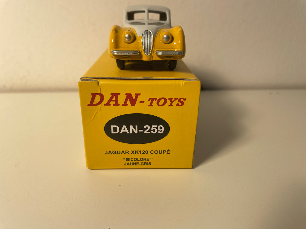 Jaguar XK120 coupé bicolore jaune et grise - DAN-TOYS référence DAN-259 (Editions Atlas)