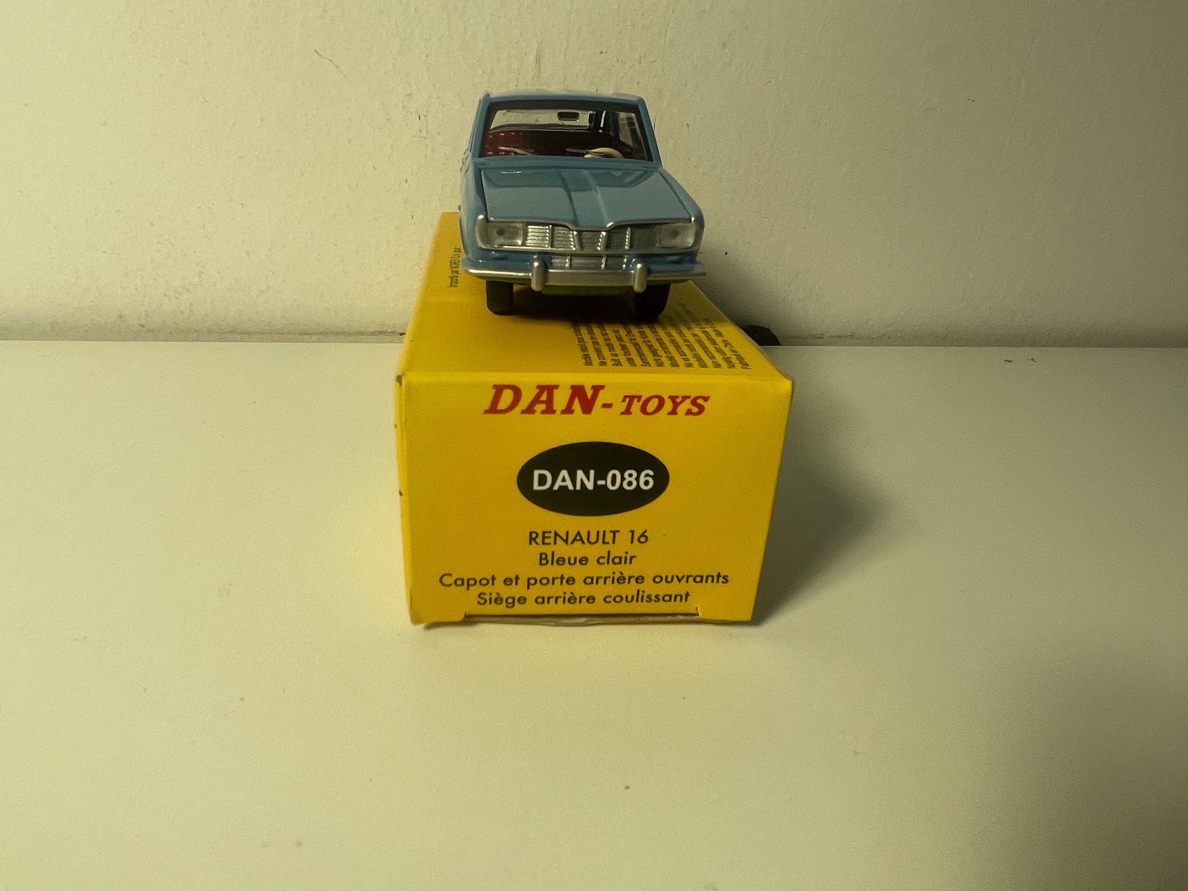 Renault 16 blau - DAN-TOYS Referenz DAN-086 (Editions Atlas)