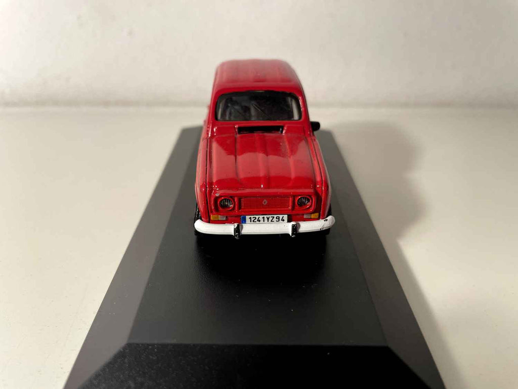 Renault 4L GTL Savane rouge