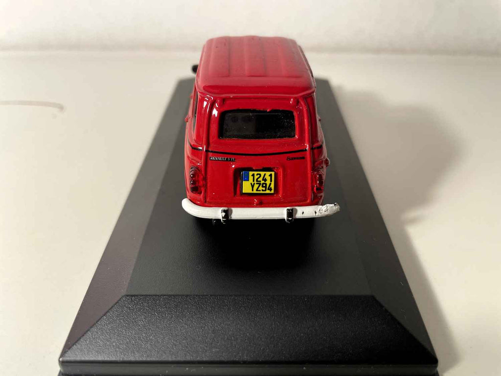 Renault 4L GTL Savane rouge
