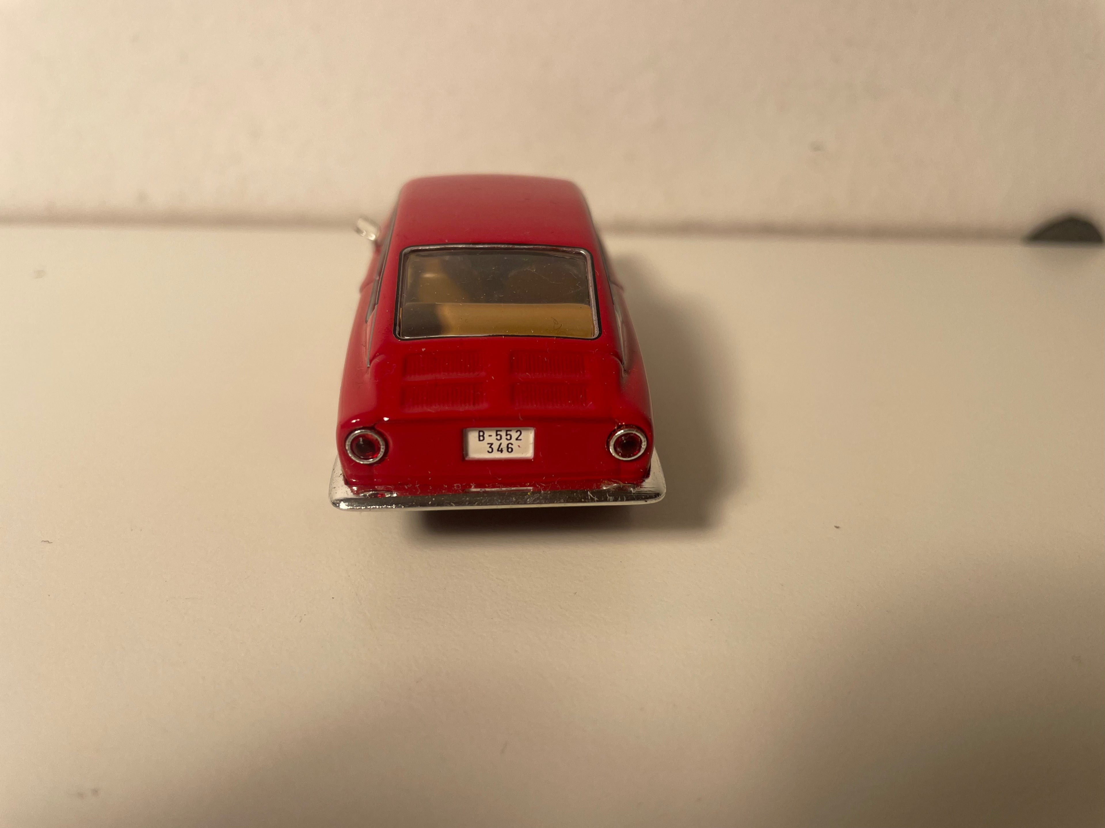 Seat 850 Coupé Rot von 1967 - BRUMM
