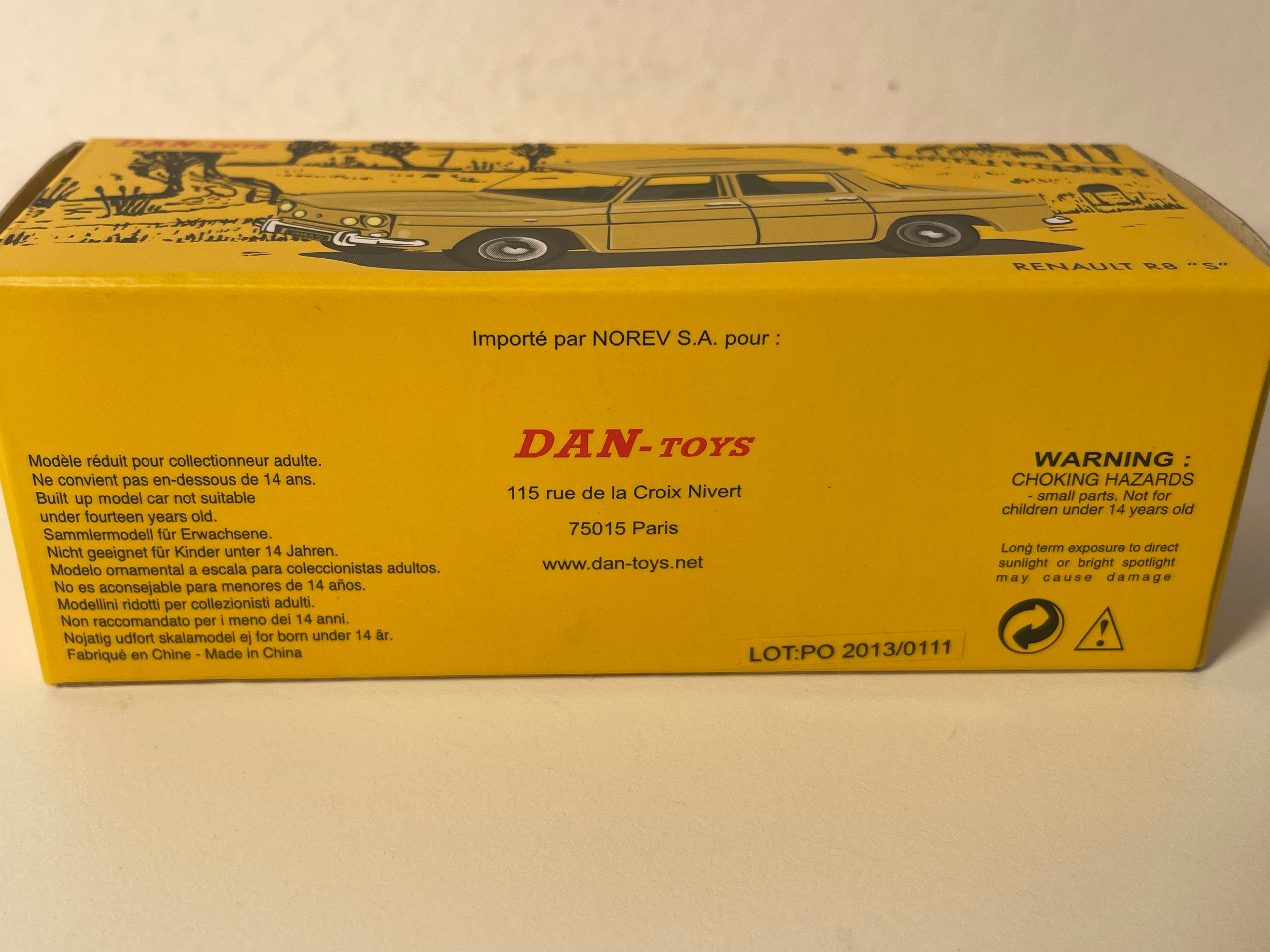 Renault 8S gelb-orange - DAN-TOYS Referenz DAN-044 (Atlas Editionen)