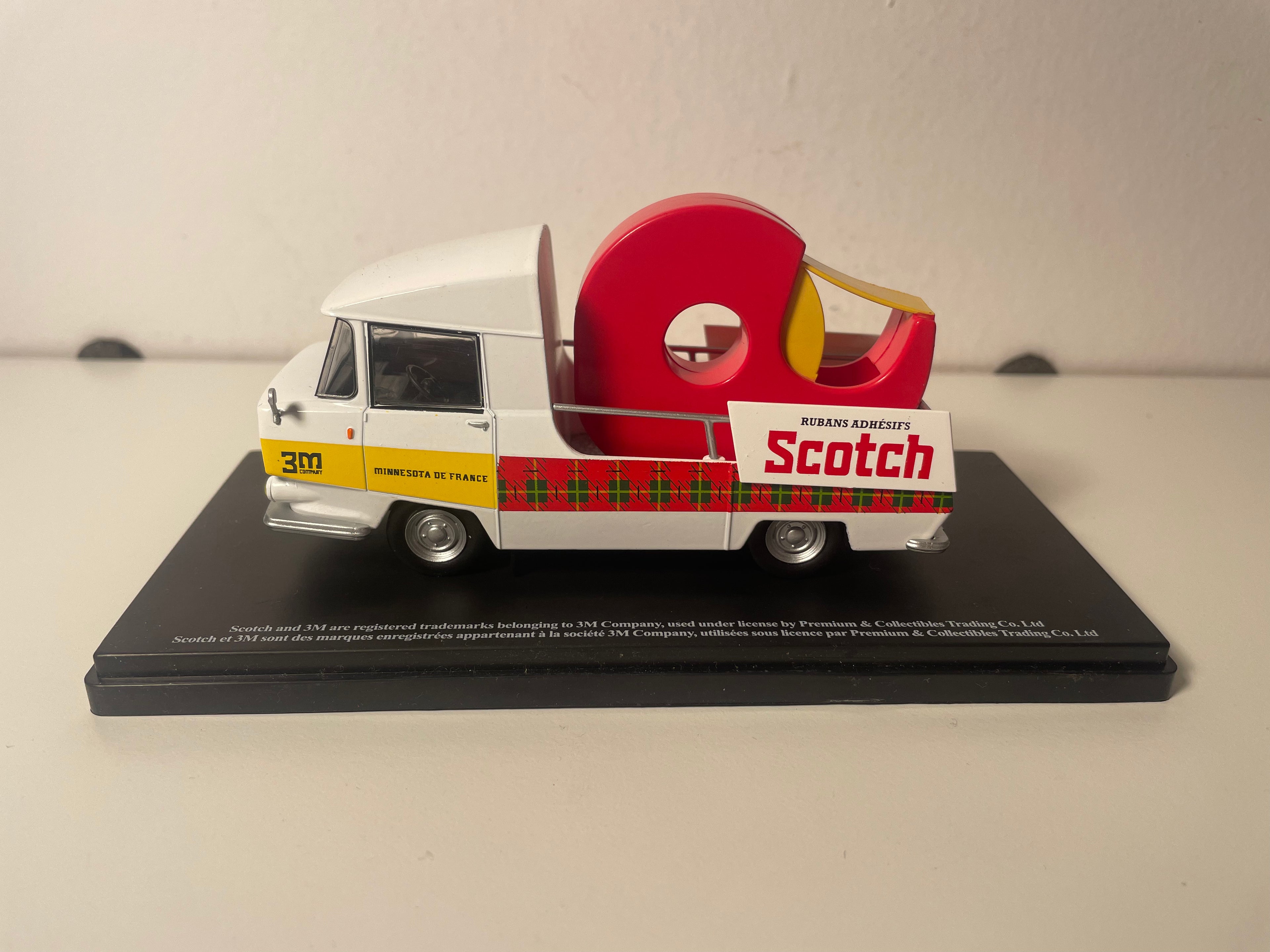 Citroën HY White, Yellow and Red with SCOTCH Advertising