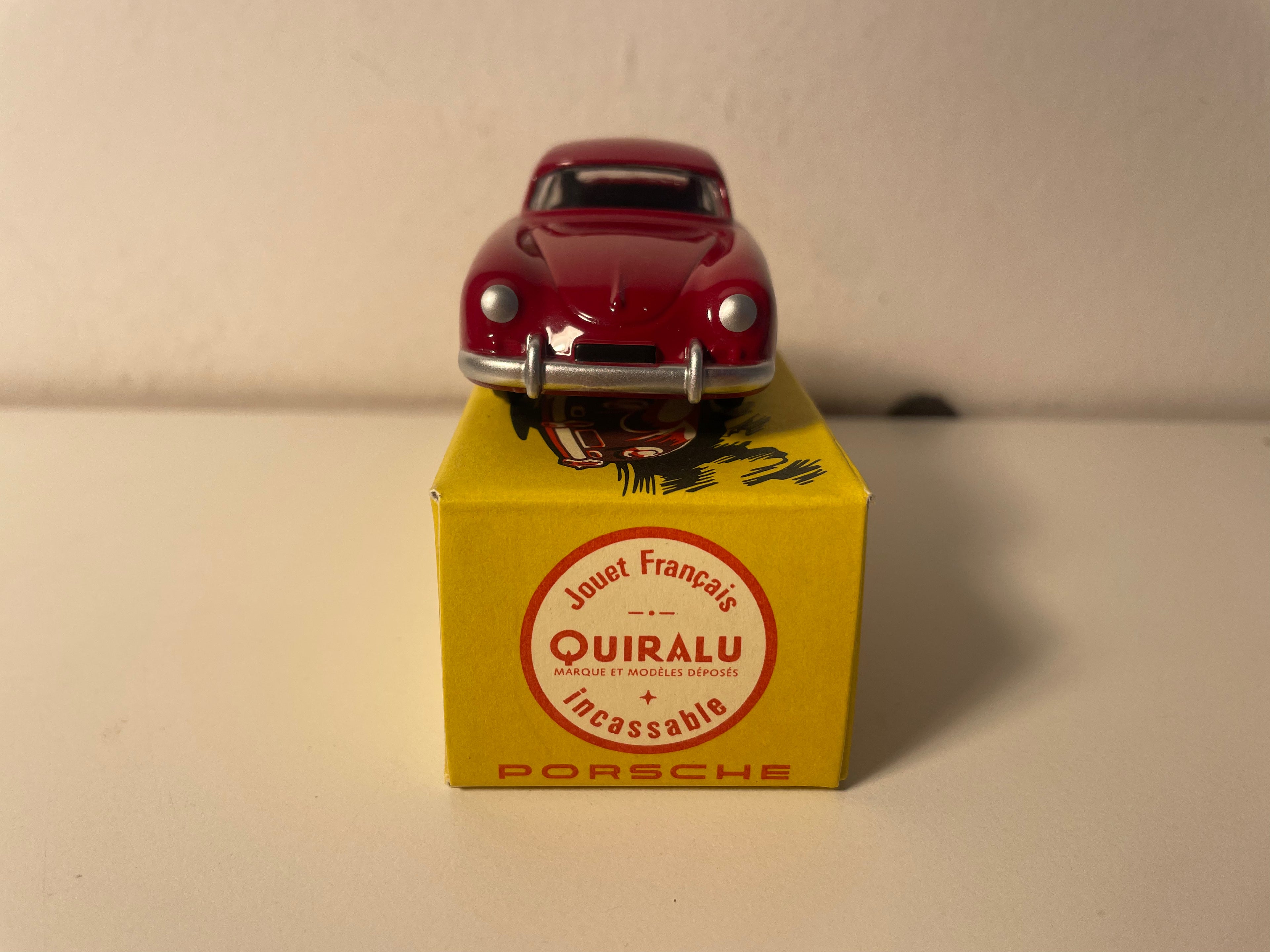 Porsche 356 A dunkelrot/bordeaux - QUIRALU?