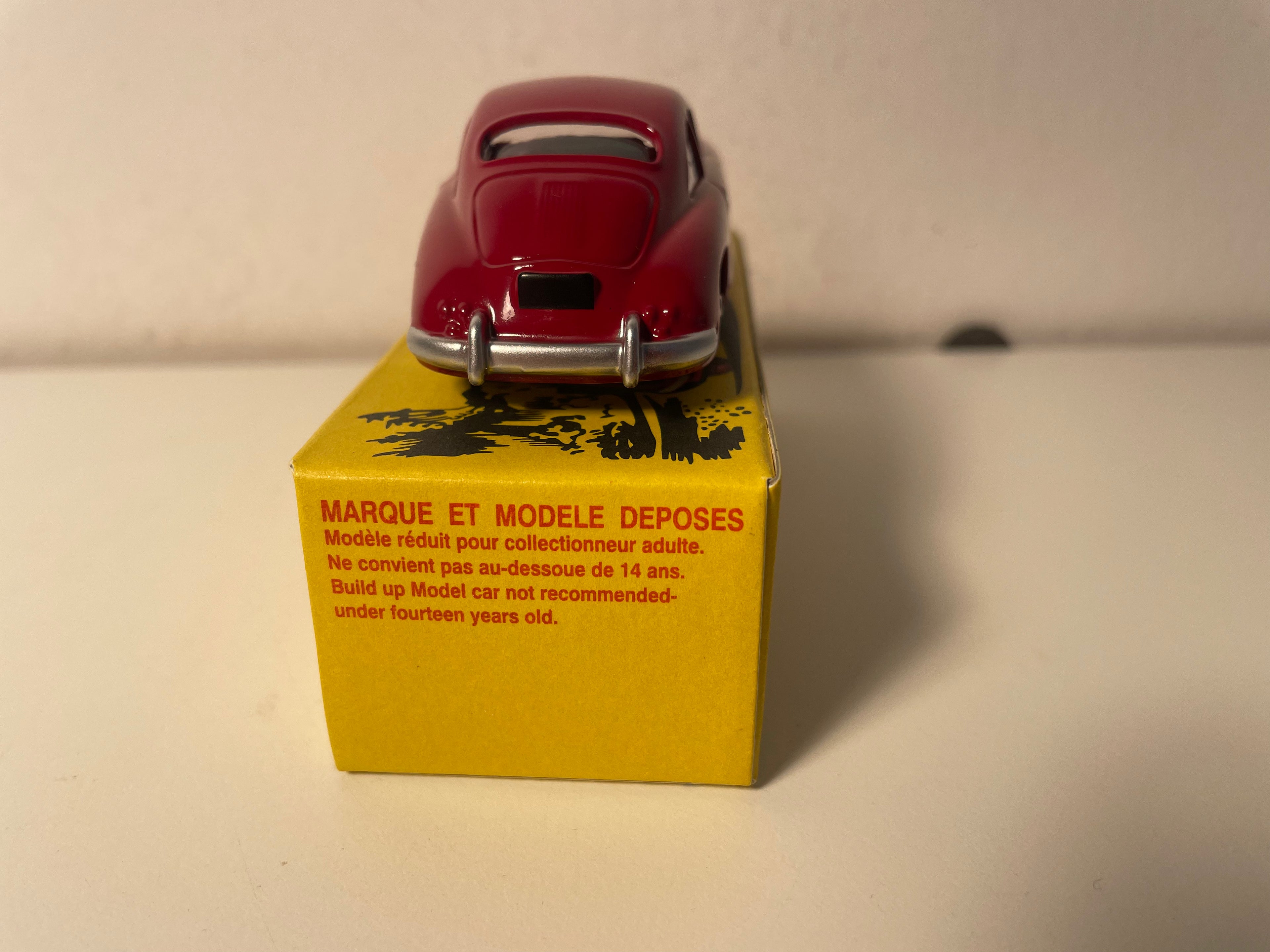 Porsche 356 A dunkelrot/bordeaux - QUIRALU?